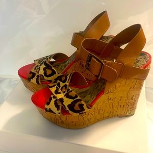 Brand New Sam Edelman Platform Wedge. Never worn.